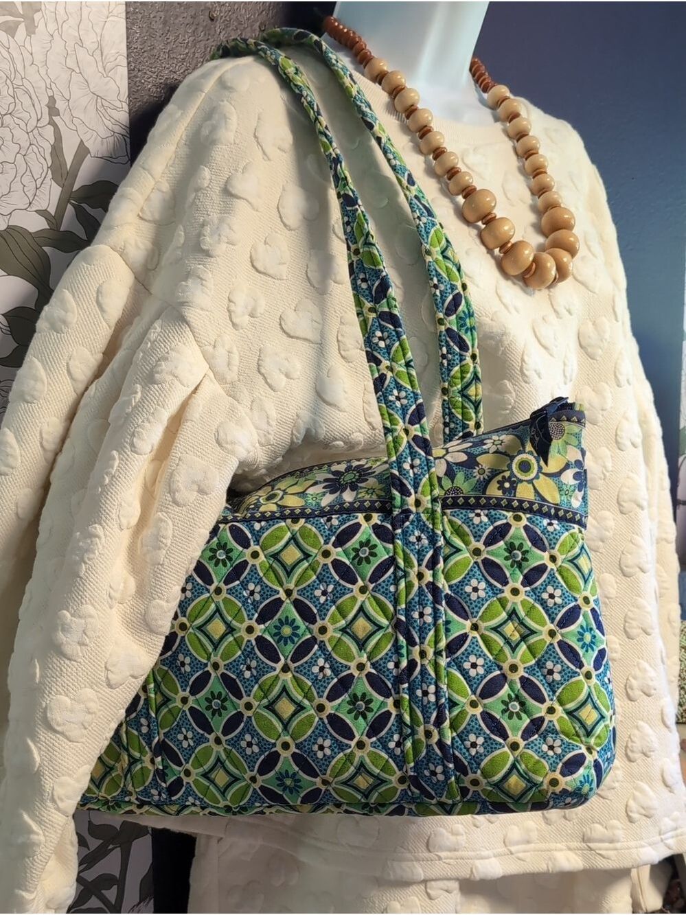 Two Vera Soft Top & Hard Bottom Bags - Picture 14 of 15